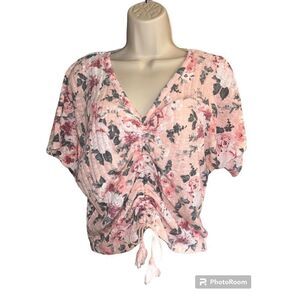 Absolutely Famous Floral  Top Sz Small